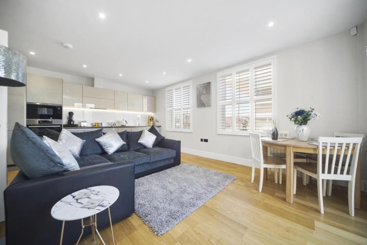 Apartmán Flat 1 Bridge House Staines-upon-Thames Exteriér fotografie